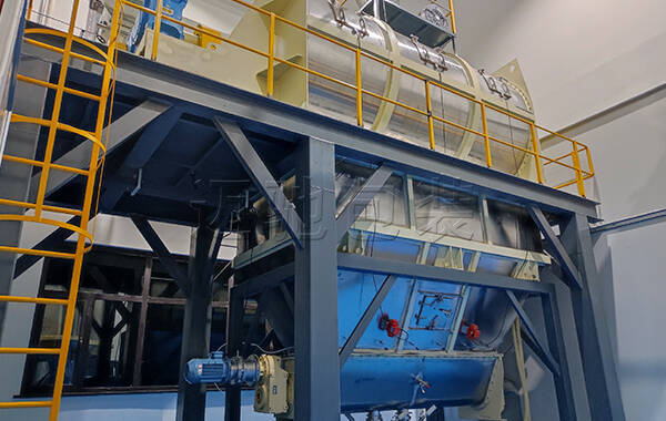 螺帶混合機(jī)+儲(chǔ)料倉(cāng)